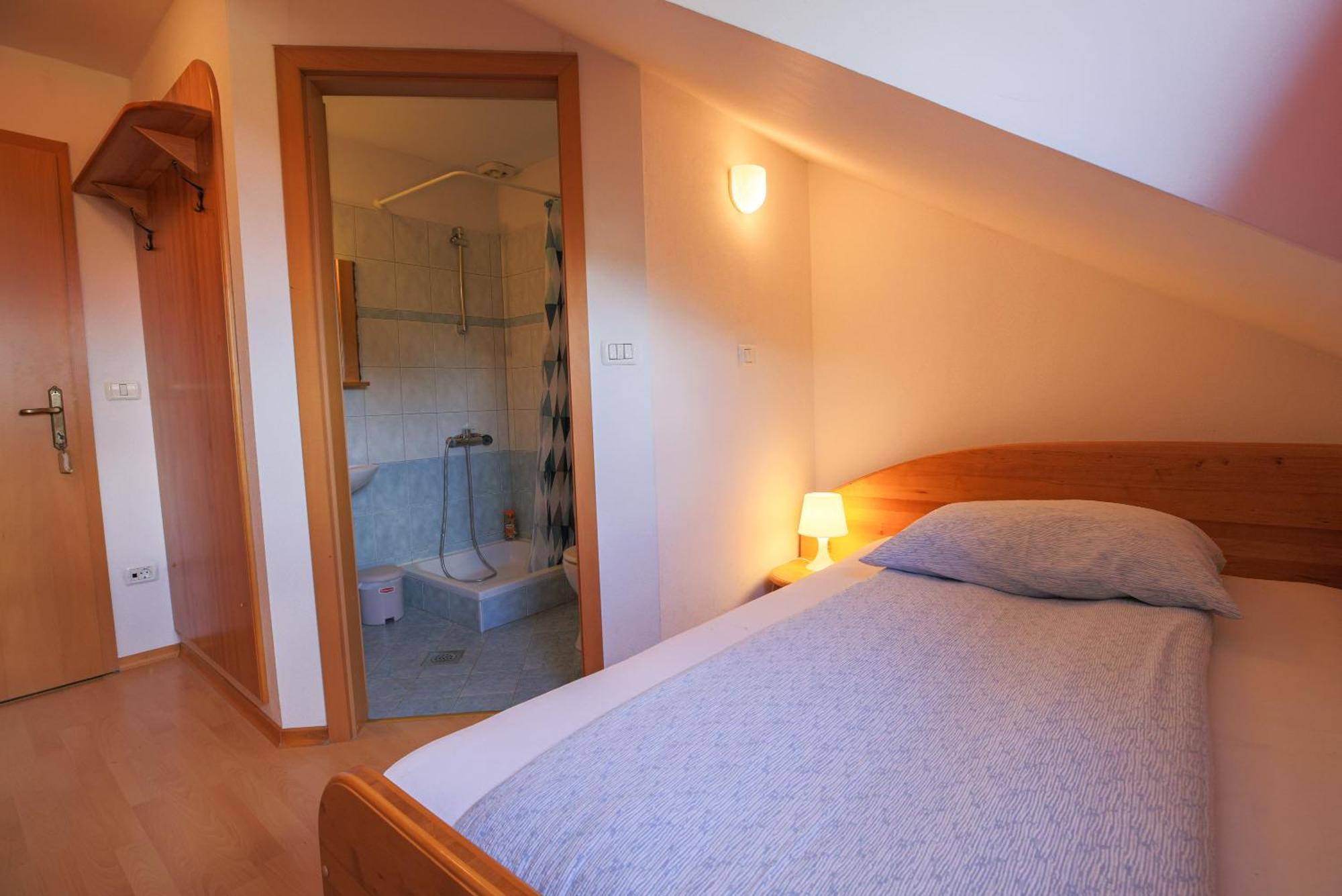 Вилла Domacija Malnarjevi Villa Slavina Экстерьер фото